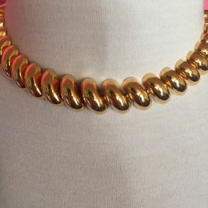Napier goldtone 16” Necklace
